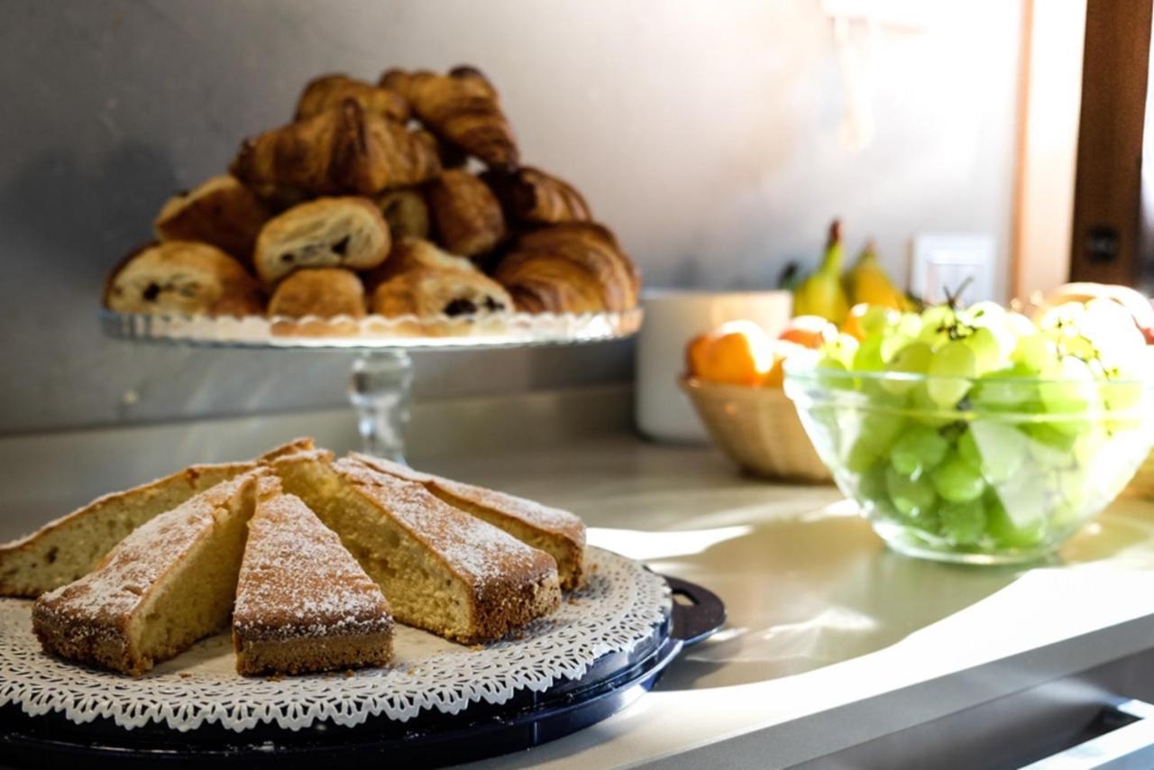 ペスキエーラ・デル・ガルダ Sweet Life Bed & Breakfast エクステリア 写真