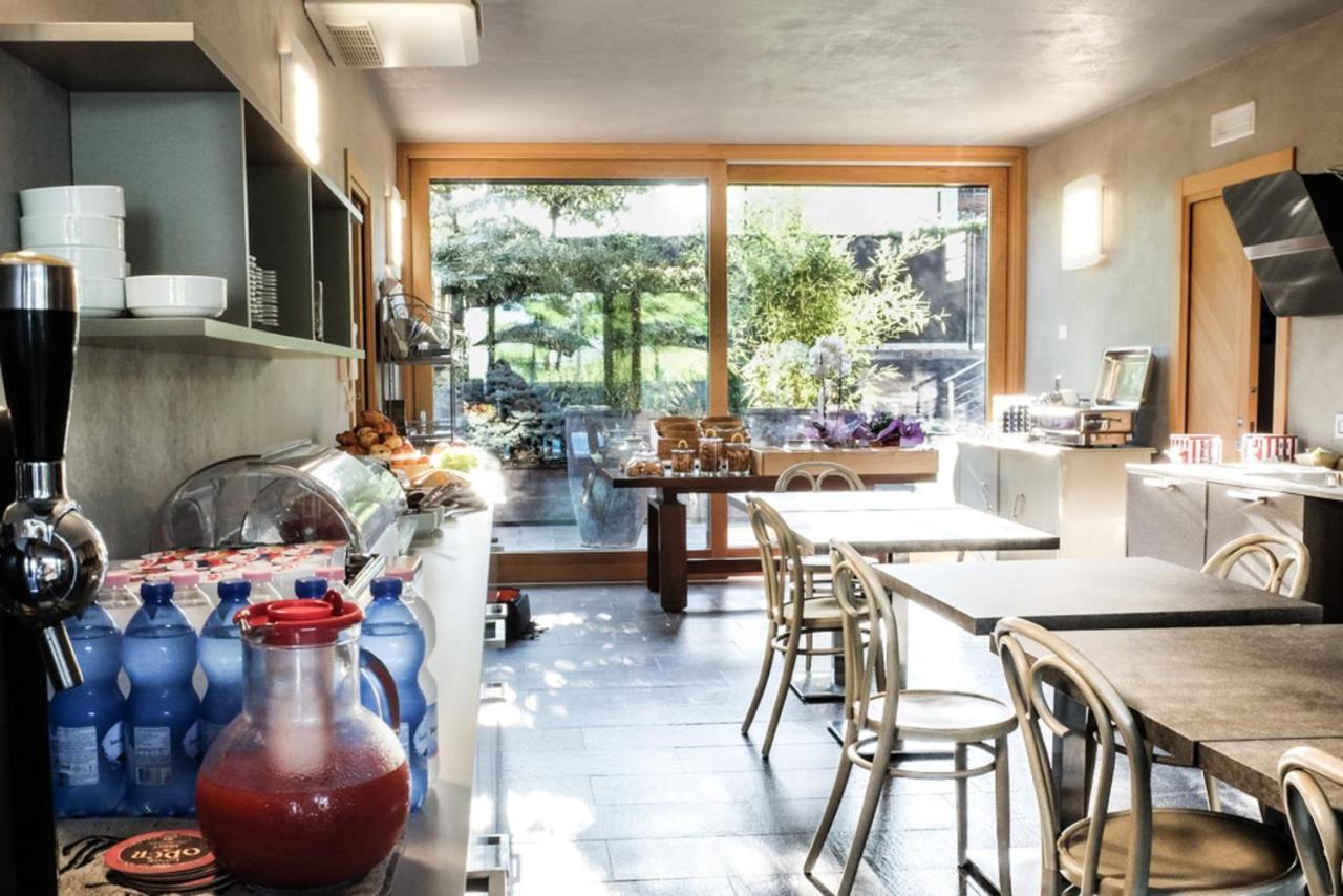 ペスキエーラ・デル・ガルダ Sweet Life Bed & Breakfast エクステリア 写真